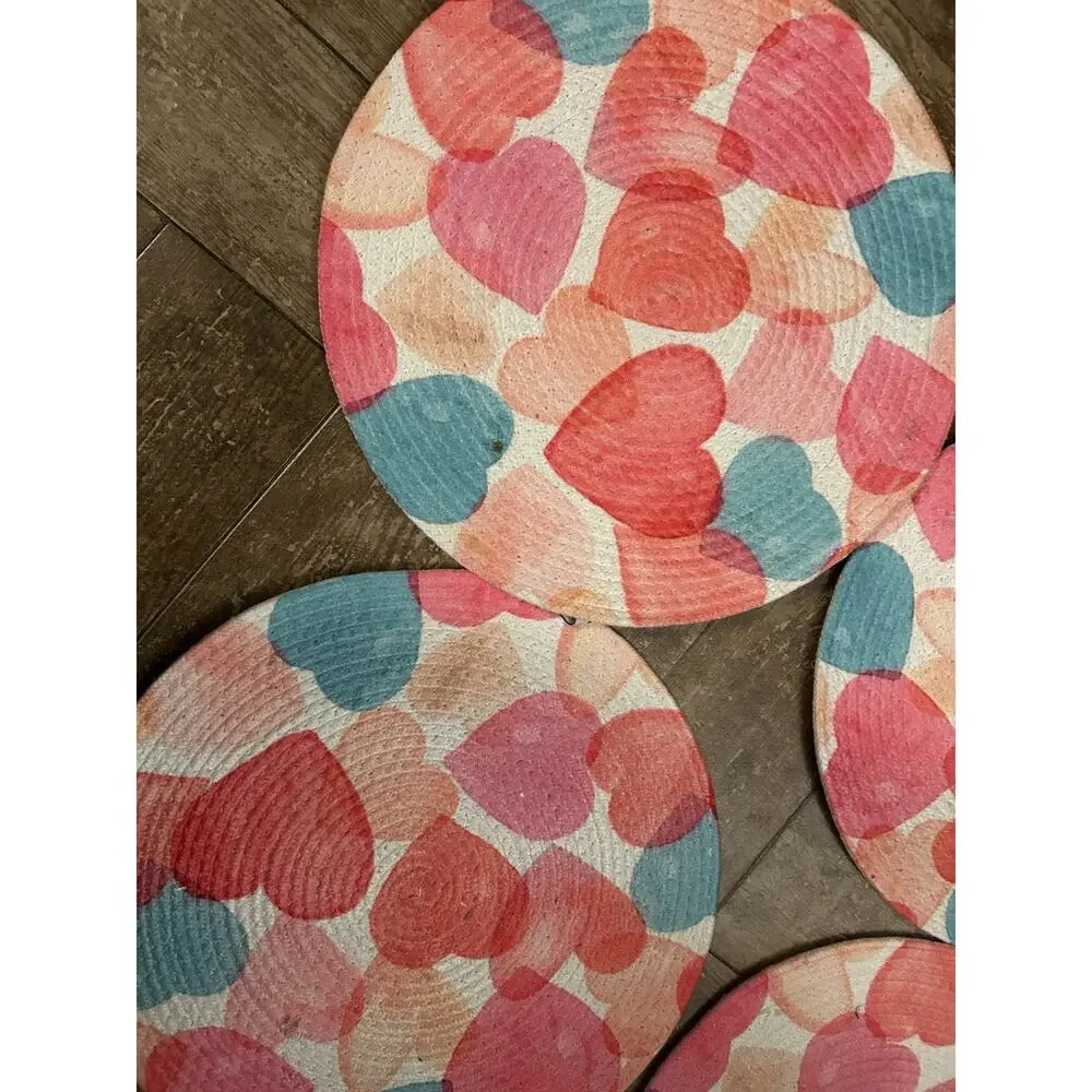 CUPCAKES & CASHMERE SET OF 4 MULTICOLOR HEARTS POLYESTER CHARGERS,PLACEMATS -15